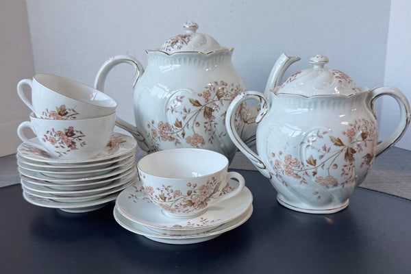 15-piece LS&S Carlsbad Austria Peach Floral Porcelain Tea Set