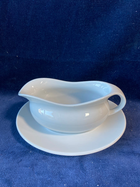 Gravy Boat With Tray