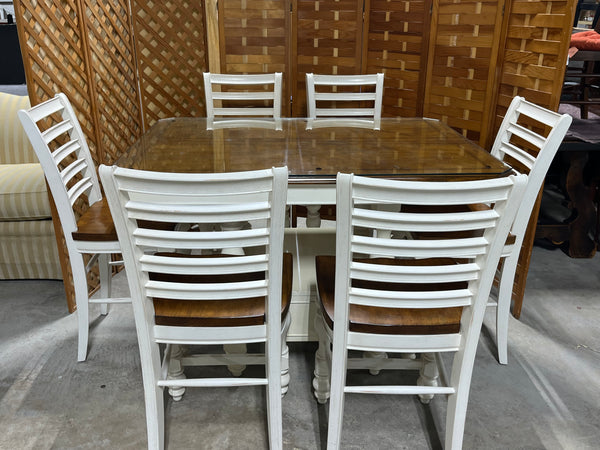 Haverty High Top Dining Table with Protective Glass, (6) Chairs and (1) Leaf ***HEAVY ITEM***