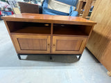 TV Stand***HEAVY ITEM***READ DETAILS ON PICK UP POLICY***