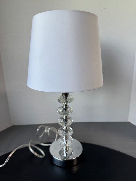 Boncoo Crystal Look 3-Way Touch Lamp with USB Ports (WORKS)