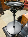 Lightweight Black Metal Round Stand