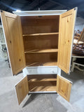 Master Craft Painted Cabinet***HEAVY ITEM***READ DETAILS ON PICK UP POLICY***