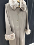 Womens SIZE 10 Albert Nipon Coat With Fox Fur Trim