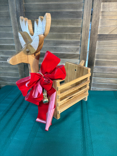 A-Vintage Wood Reindeer Box Basket Planter
