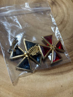 Vintage Accessocraft Pin/Pendants