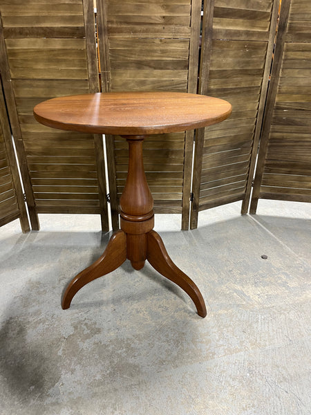 Pedestal Round Accent Table