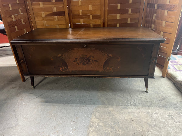 Lane Cedar Chest