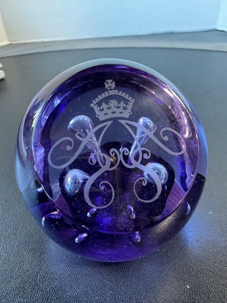 Caithness Royal Wedding Sarah Ferguson Monogram Purple Art Glass Paperweight