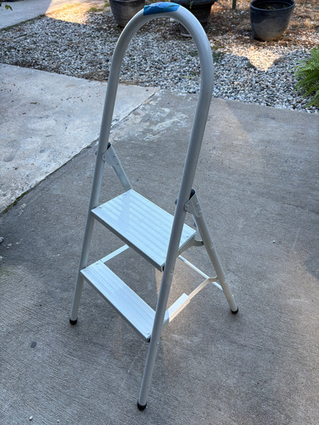 Folding Step Ladder