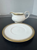 (A) Royal Doulton England Clarendon Fine Bone China Gravy Boat with Saucer