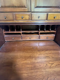 Pennsylvania House Secretary ***HEAVY ITEM***READ DETAILS ON PICK UP POLICY***