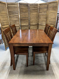 Dining Table with (4) Chairs, Unbranded