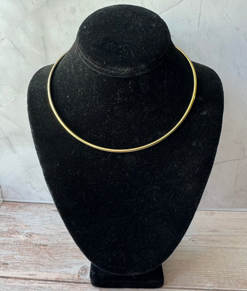 Gold Tone Wire Omega Choker