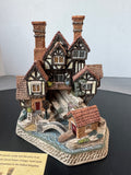 The Potted Shrimp Tavern David Winter Cottage in Box