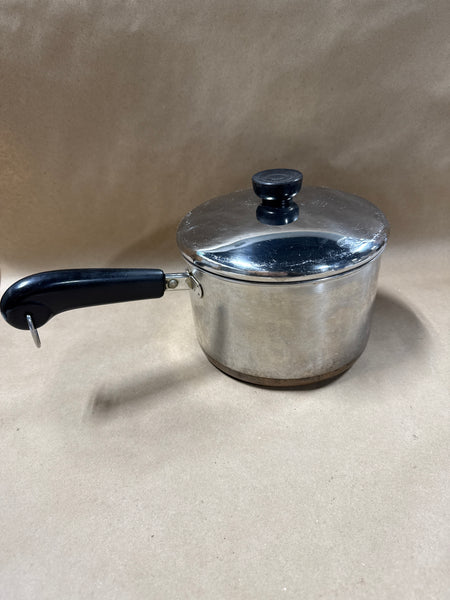 1801 Revere Ware Pot With Lid And Copper Bottom — 3 Quart