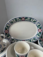 16-Piece Pfaltzgraff Arbor Vine China Set