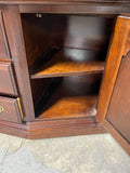 Thomasville Lighted 2 Piece China Hutch ***HEAVY ITEM*** READ DETAILS ON PICK UP POLICY