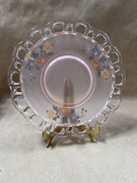 Frosted Pink Lace Plate With Reverse Painting Flowers