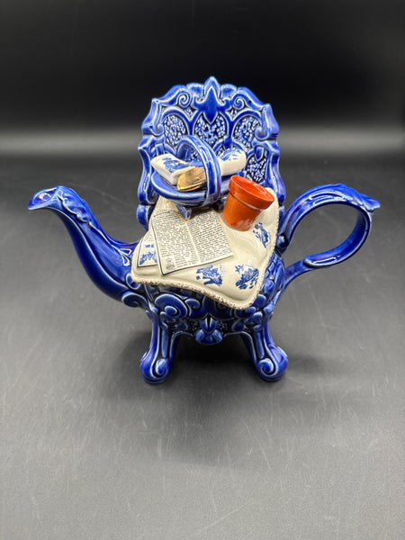 Royal Doulton Real Old Willow Chair Teapot By Cardew Design