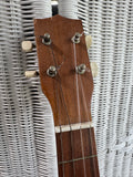 (B) Vintage 4-String Ukelele