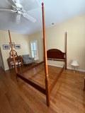 Lexington Queen Shaker Bed with Rails, Slats and Hardware