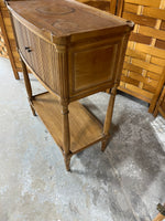 Petite Console