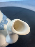 (A) Wedgwood Lavender on Cream Shell Edge Lidded Coffee Pot