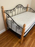 Day Bed, with Trundle