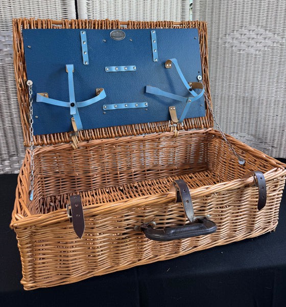 Brexton Collection England Vintage Large Wicker Picnic Basket