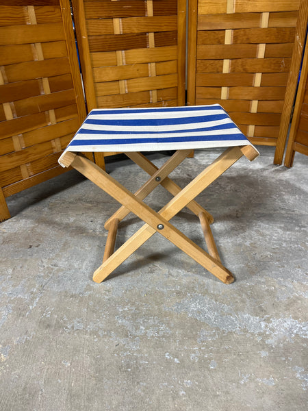 Folding Seat, blue/white fabric