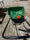 Spreader Lot, 2 pc