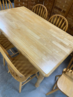 Kitchen Table with (6) Chairs