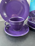 (F) Homer Laughlin Fiestaware 5-Piece Plum Place Setting in Box