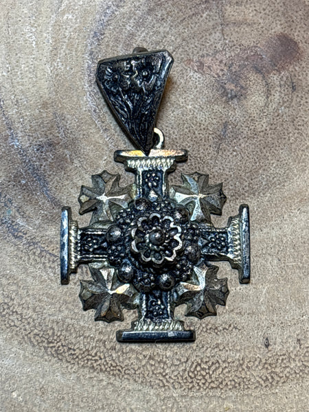 Silver (900) Cross Pendant