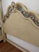 French Provincial King Canopy Bed, by Thomasville***HEAVY ITEM***