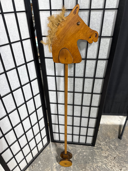 Wooden Stick Wheeled Riding Horse With Straw Hair