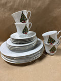 Christmas Tree Dinner Set — 16 Pieces