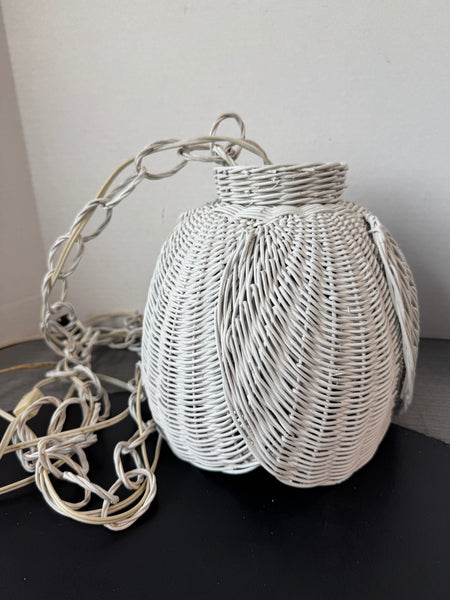 White Woven Wicker Vintage Hanging Pendant Light (WORKS)