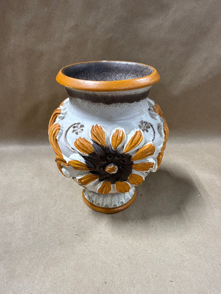 3D Floral Pottery Vase