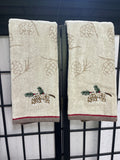 Pinecone Christmas Themed Hand Towels, 2 pc
