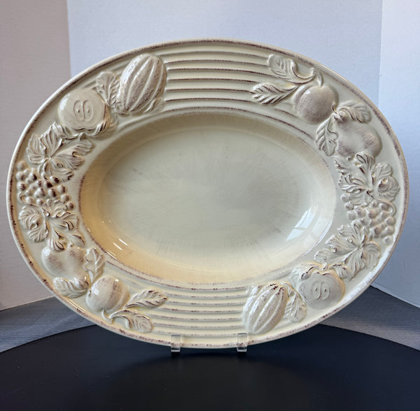 Noemi Ceramiche Italian Veggie Embossed XL Serving Bowl