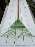 D-Leaf Rake
