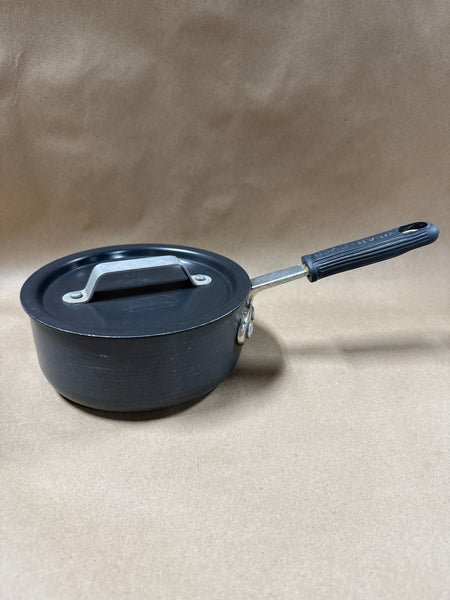 (B) 1QT Calphalon Commercial Sauce Pan With Lid And Silcone Handle Cover