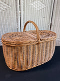 Wicker Vintage Picnic Basket AS IS (READ DESCRIPTION CAREFULLY)