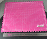 We R Memory Keepers Magnetic Cutting Mat with Ruler