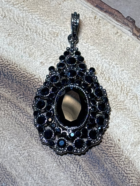 Elegant Black & Silver Pendant
