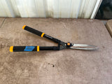 Fiskars Clippers (C)