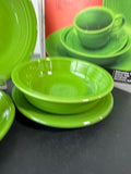 (E) Homer Laughlin Fiestaware 5-Piece Shamrock Place Setting in Box