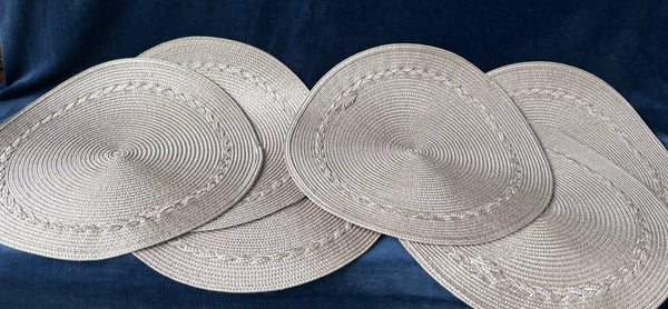 Set Of 6 Round Mauve Placemats